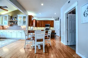 1840 Spring Ridge Ct, Beavercreek Twp, OH 45385 - Photo 11