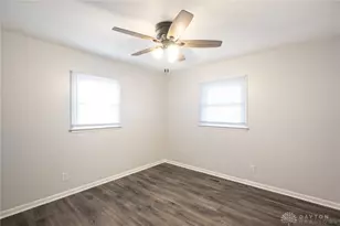 4701 Tall Oaks Dr, Dayton, OH 45432 - Photo 9