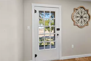 8314 Chambersburg Rd, Dayton, OH 45424 - Photo 7