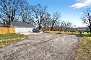 8314 Chambersburg Rd, Dayton, OH 45424 - Photo 5