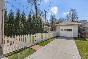 30 Dellwood Ave, Oakwood, OH 45419 - Photo 33