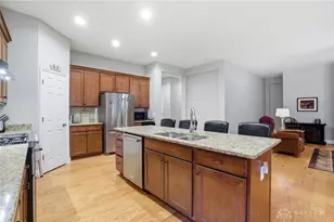 575 Carrick Dr, Dayton, OH 45458 - Photo 7