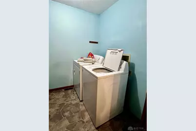 4577 Reno Lane, Springfield, OH 45503 - Photo 9