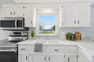 3652 N Lakeshore Dr, New Jasper Twp, OH 45335 - Photo 15