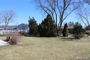 433 Edgebrook Ave, Brookville, OH 45309 - Photo 37