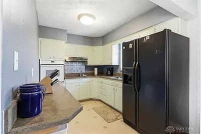 5799 Bayside Drive, Dayton, OH 45431 - Photo 7