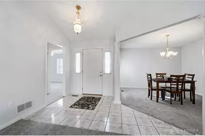 7016 Rosecliff Place, Dayton, OH 45459 - Photo 9