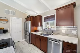 2610 Vayview Dr, Beavercreek, OH 45431 - Photo 19