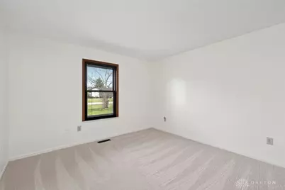 1010 Meadow Lark Drive, Enon, OH 45323 - Photo 35