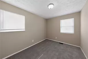 1315 Clement Ave, Dayton, OH 45417 - Photo 5