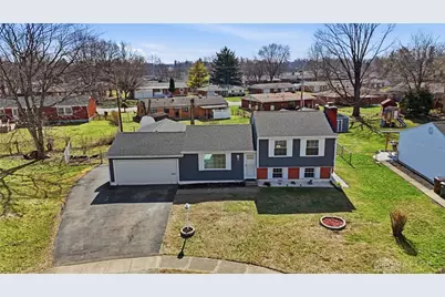 806 McGraw Court, Englewood, OH 45322 - Photo 5