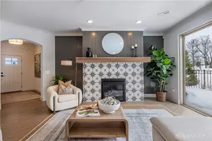 1464 Triple Crown Wy, Beavercreek Twp, OH 45385 - Photo 9