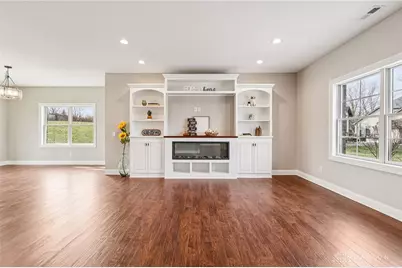 9971 Stonemeade Way, Dayton, OH 45458 - Photo 15