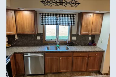 800 McKees Mill Run, New Carlisle, OH 45344 - Photo 11