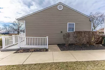 818 Flintridge Drive, Fairborn, OH 45324 - Photo 3