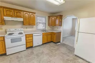 818 Flintridge Dr, Fairborn, OH 45324 - Photo 7