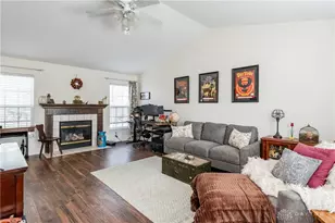 3647 King Edward Wy, Beavercreek, OH 45431 - Photo 5