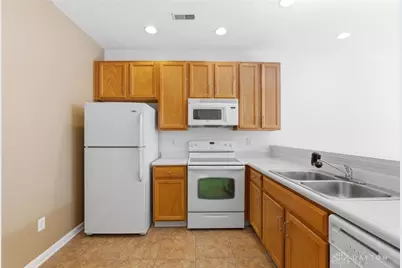 4387 Straight Arrow Road, Beavercreek, OH 45430 - Photo 7