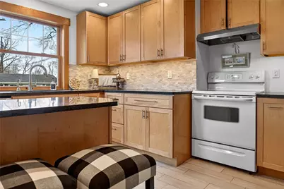 911 Devon Circle, Troy, OH 45373 - Photo 17