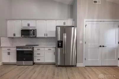 299 Eastline Drive, Middletown, OH 45044 - Photo 9