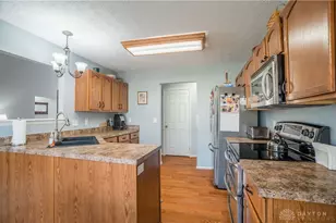 101 Pleasant Chase Circle, Englewood, OH 45322 - Photo 5