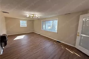 675 Wright St, Yellow Springs Vlg, OH 45387 - Photo 5