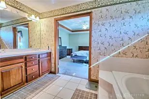 3876 S Ashleaf Ln, Beavercreek, OH 45440 - Photo 33