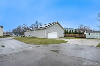 7401 Ballauer Place, Huber Heights, OH 45424 - Photo 29