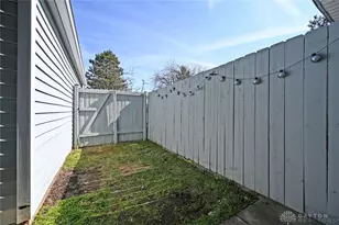 6105 Leyden Ln, Dayton, OH 45424 - Photo 37