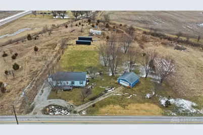 4075 Russia Versailles Road, Houston, OH 45333 - Photo 9