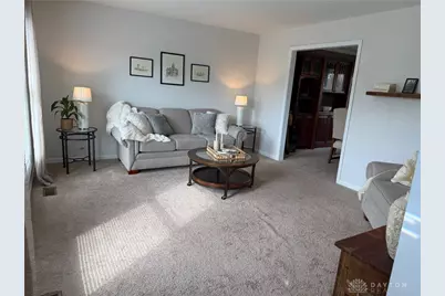 1595 Fox Run, Troy, OH 45373 - Photo 5