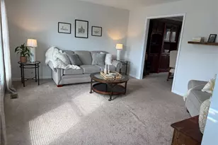 1595 Fox Run, Troy, OH 45373 - Photo 5