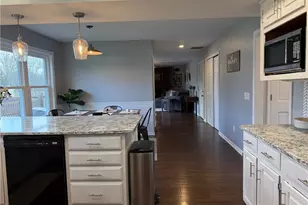 1595 Fox Run, Troy, OH 45373 - Photo 9