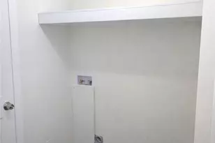 3668 Castano Dr, Dayton, OH 45416 - Photo 7