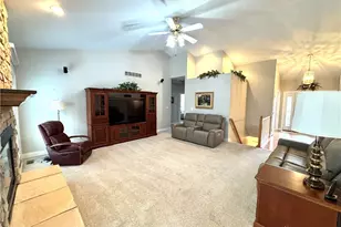 7021 Darcie Dr, Liberty Township, OH 45011 - Photo 9