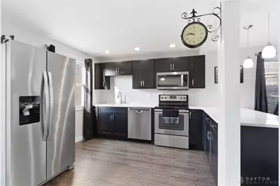 1446 Long Island Court, Beavercreek, OH 45434 - Photo 9