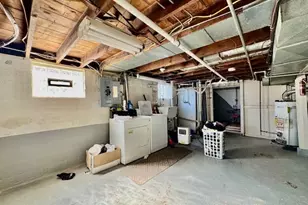 2824 S Smithville Rd, Dayton, OH 45420 - Photo 35