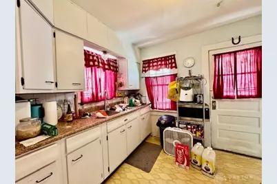 2824 S Smithville Road, Dayton, OH 45420 - Photo 17