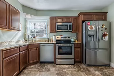 127 S Kensington Place, Springfield, OH 45504 - Photo 9