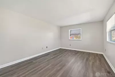 645 Skyles Road, Englewood, OH 45322 - Photo 7