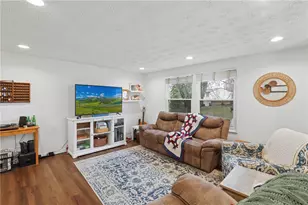 2324 Arrow Ridge Ct, Miamisburg, OH 45342 - Photo 5