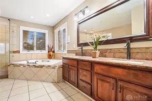 449 Ridge Line Ct, Dayton, OH 45458 - Photo 33