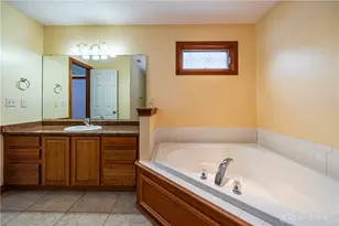 6350 Charlotte Ct, Huber Heights, OH 45424 - Photo 27