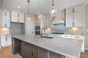 2425 Bent Grass Dr, Beavercreek, OH 45431 - Photo 7