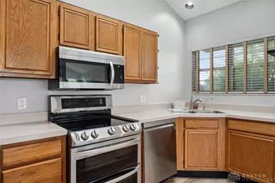 108 Nantucket, Dayton, OH 45458 - Photo 9