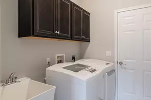 1608 Windham Ln, Beavercreek Twp, OH 45385 - Photo 33