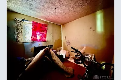 204 Slayton Street, New Carlisle, OH 45344 - Photo 9