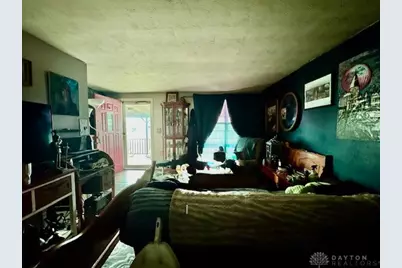 204 Slayton Street, New Carlisle, OH 45344 - Photo 5