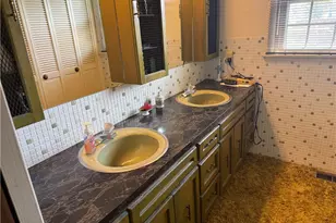 7250 Robindale, Huber Heights, OH 45424 - Photo 5