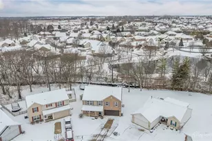 2391 W Girard Ln, Troy, OH 45373 - Photo 5